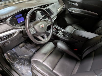 2022 Cadillac XT4 Premium Luxury