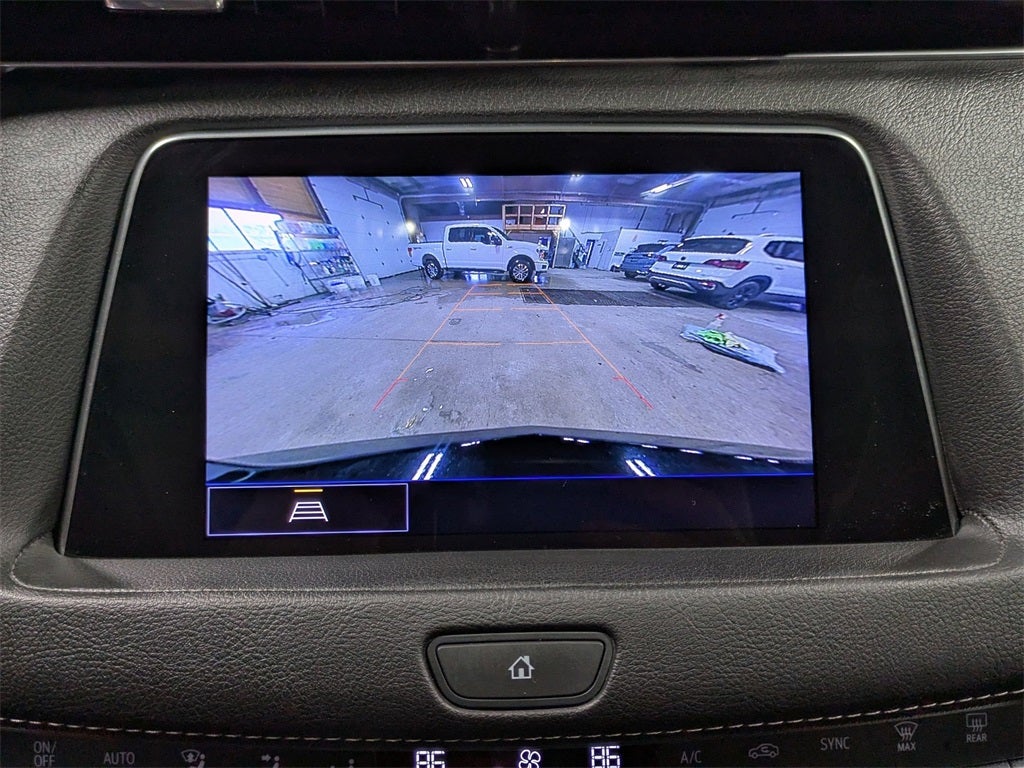 2022 Cadillac XT4 Premium Luxury