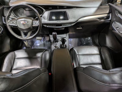 2022 Cadillac XT4 Premium Luxury