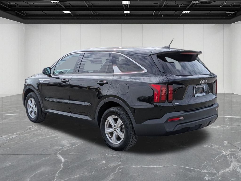 2023 Kia Sorento LX