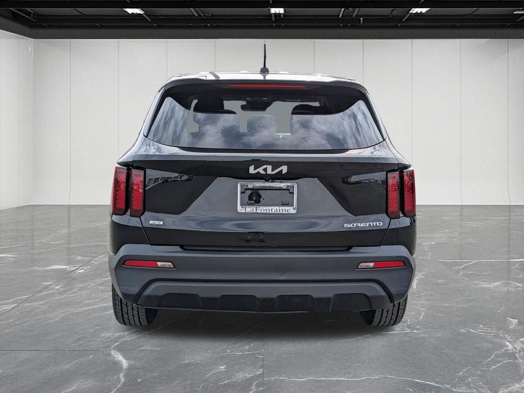 2023 Kia Sorento LX