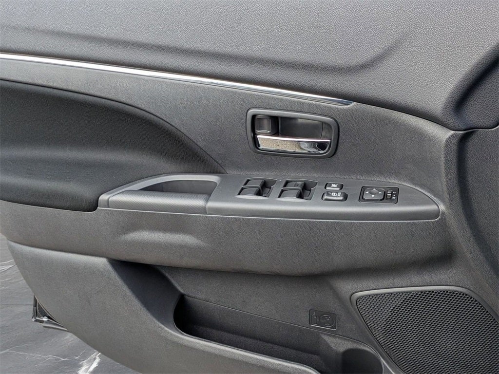2025 Mitsubishi Outlander Sport 2.0 ES