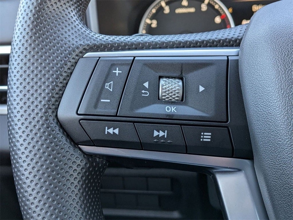 2025 Mitsubishi Outlander ES