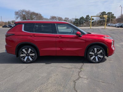 2026 Mitsubishi Outlander SEL