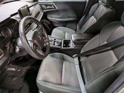 2022 Mitsubishi Outlander ES