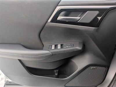 2026 Mitsubishi Outlander ES