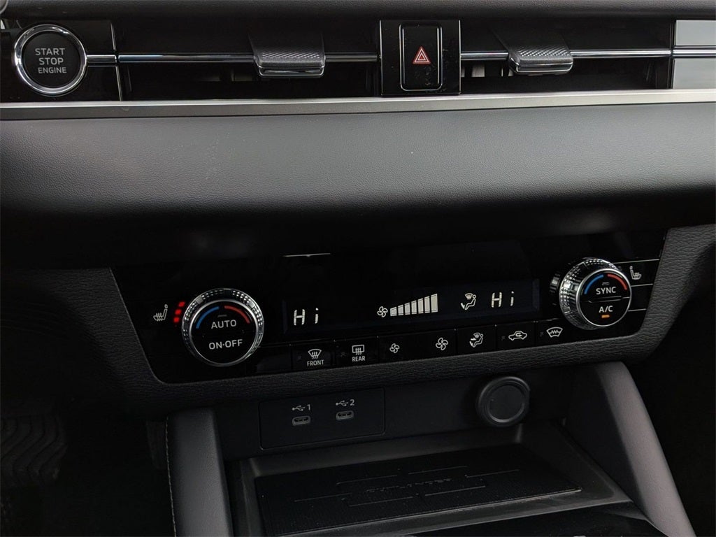 2026 Mitsubishi Outlander ES