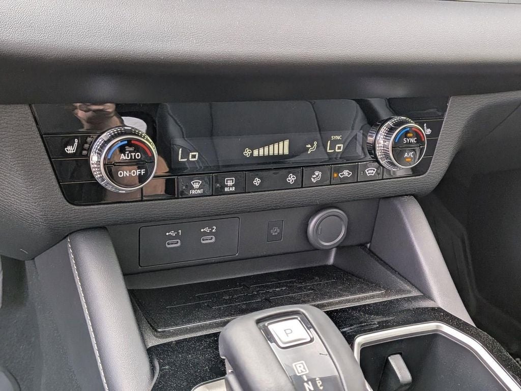 2025 Mitsubishi Outlander SE TRAIL EDITION