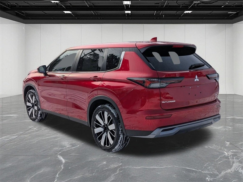 2026 Mitsubishi Outlander SE