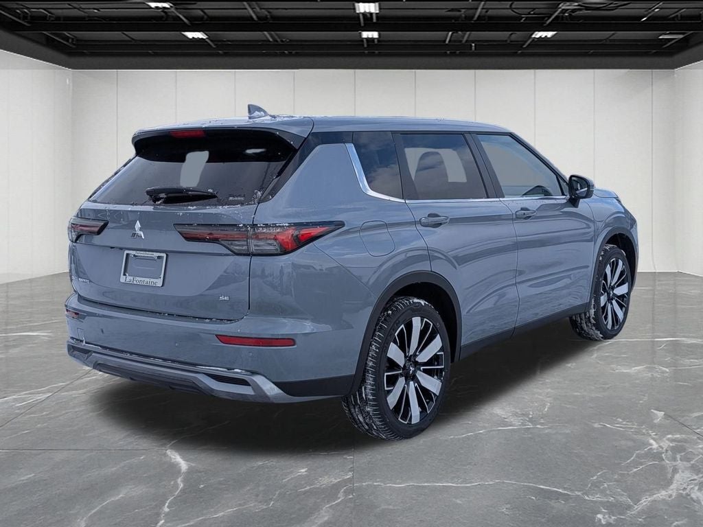 2026 Mitsubishi Outlander SE