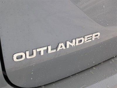 2026 Mitsubishi Outlander SE