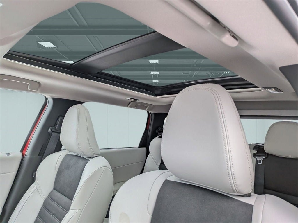 2026 Mitsubishi Outlander LE