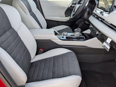 2026 Mitsubishi Outlander LE