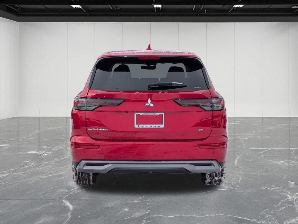 2026 Mitsubishi Outlander LE
