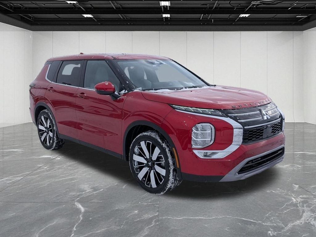 2026 Mitsubishi Outlander LE