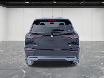 2026 Mitsubishi Outlander SE