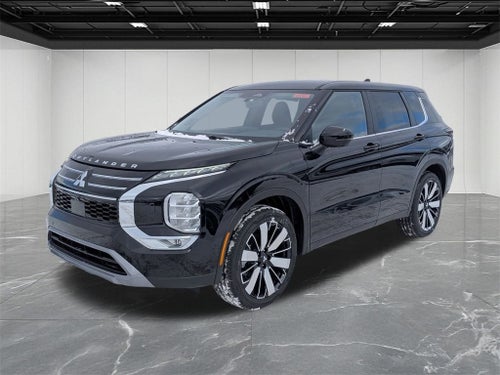 2026 Mitsubishi Outlander LE