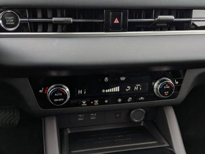 2026 Mitsubishi Outlander LE