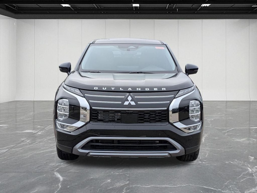 2026 Mitsubishi Outlander LE