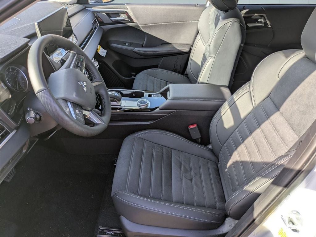 2026 Mitsubishi Outlander Trail Edition