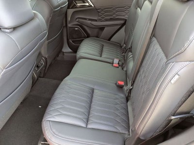 2025 Mitsubishi Outlander SEL