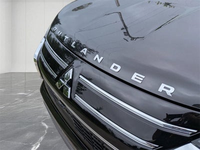 2025 Mitsubishi Outlander Platinum Edition