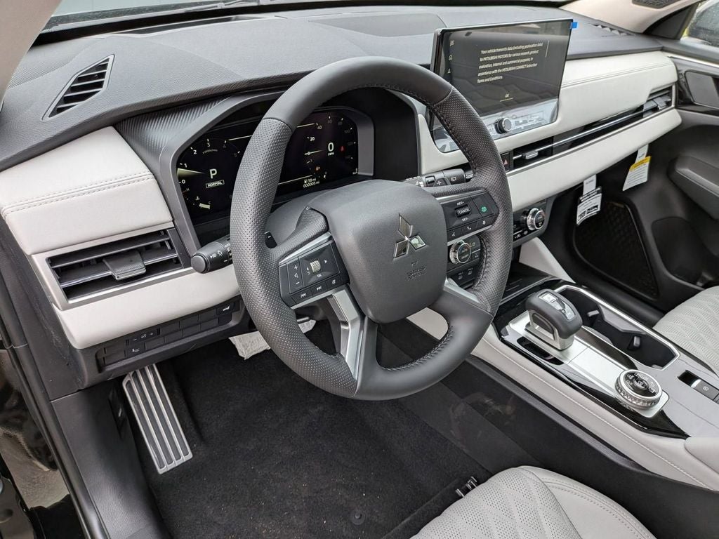 2025 Mitsubishi Outlander Platinum Edition