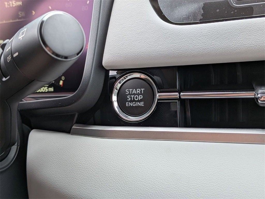 2025 Mitsubishi Outlander Platinum Edition