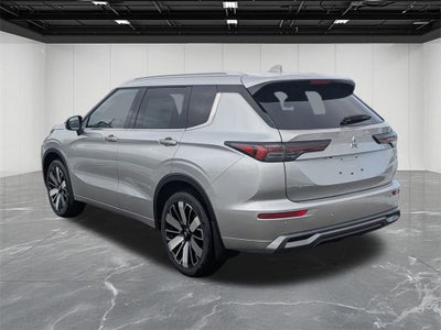 2026 Mitsubishi Outlander SEL