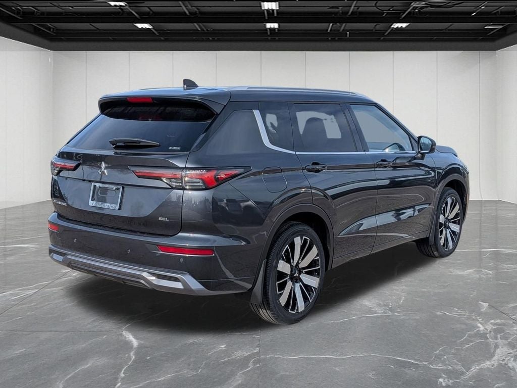 2026 Mitsubishi Outlander SEL