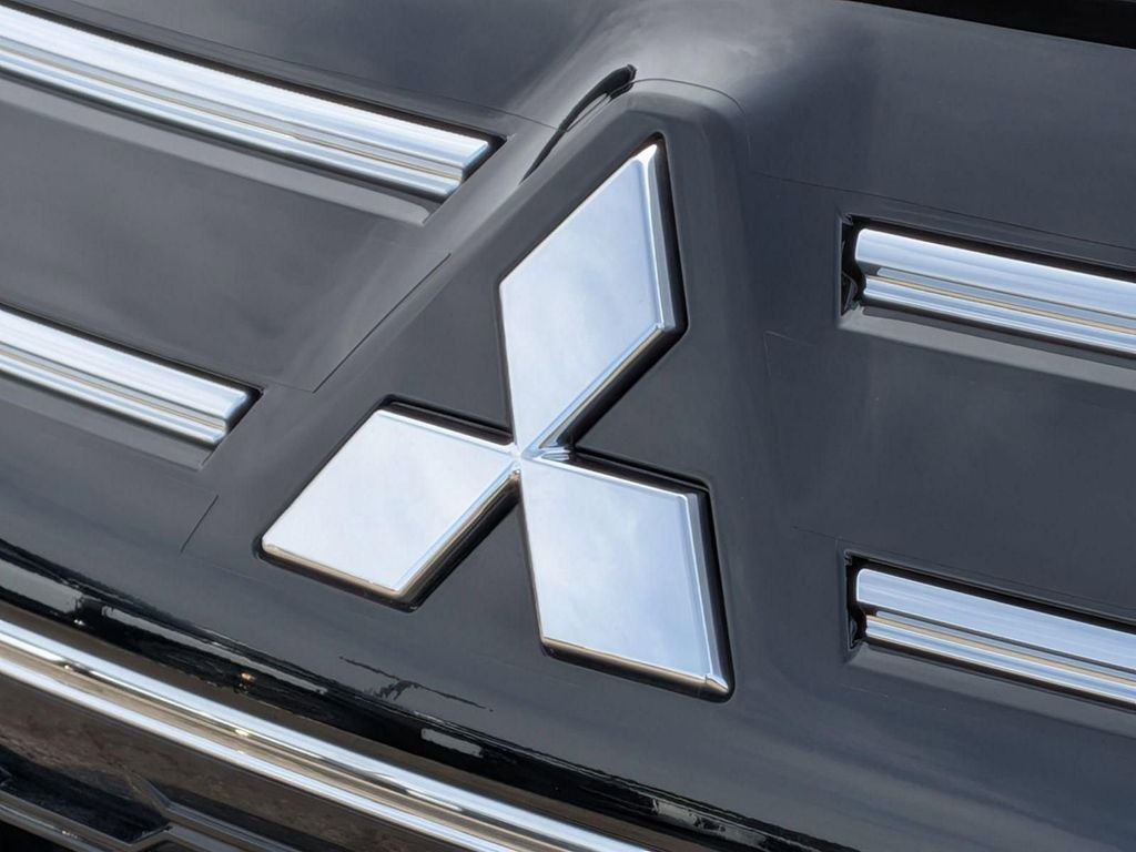 2026 Mitsubishi Outlander SEL