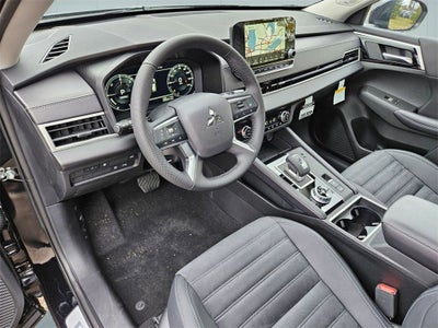 2025 Mitsubishi Outlander PHEV SE