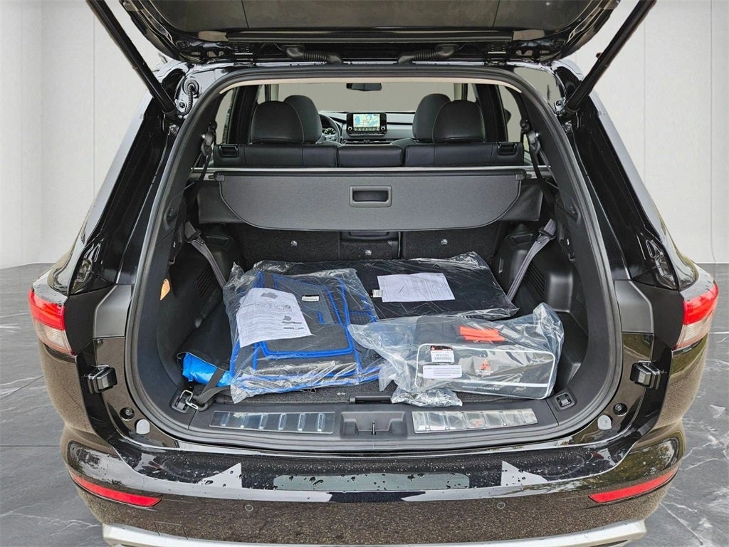 2025 Mitsubishi Outlander PHEV SE