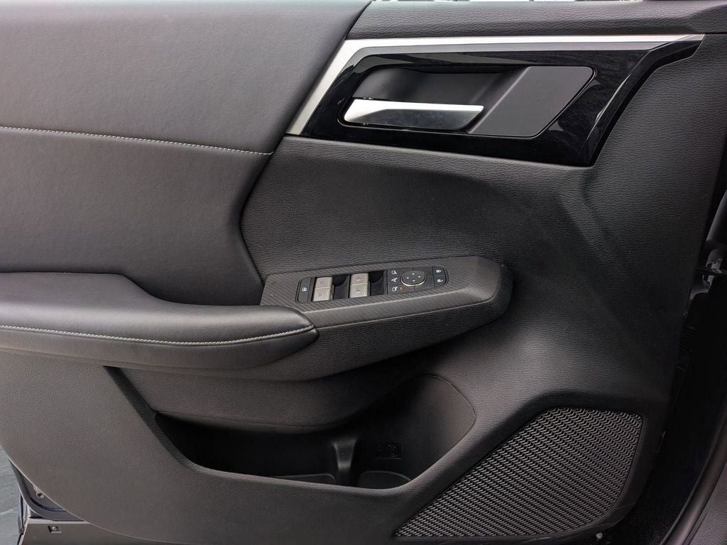 2025 Mitsubishi Outlander PHEV SE