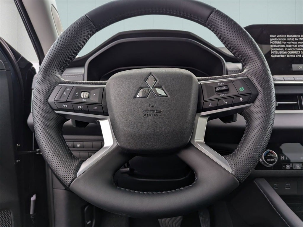 2025 Mitsubishi Outlander PHEV SE