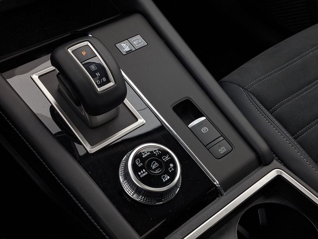 2025 Mitsubishi Outlander PHEV SE