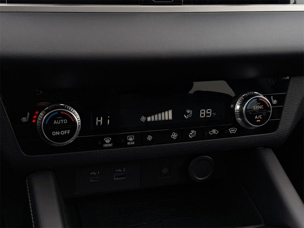 2025 Mitsubishi Outlander PHEV SE