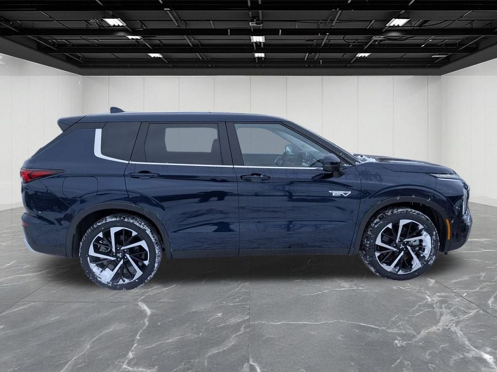 2025 Mitsubishi Outlander PHEV SE