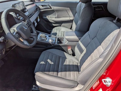 2025 Mitsubishi Outlander PHEV SE