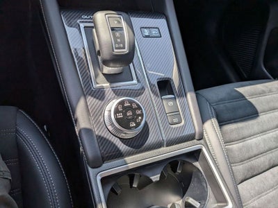 2025 Mitsubishi Outlander PHEV SE