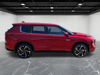2025 Mitsubishi Outlander PHEV SE
