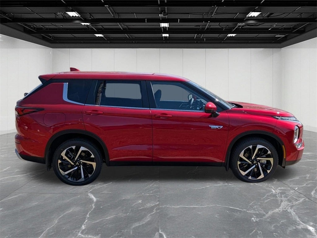 2025 Mitsubishi Outlander PHEV SE