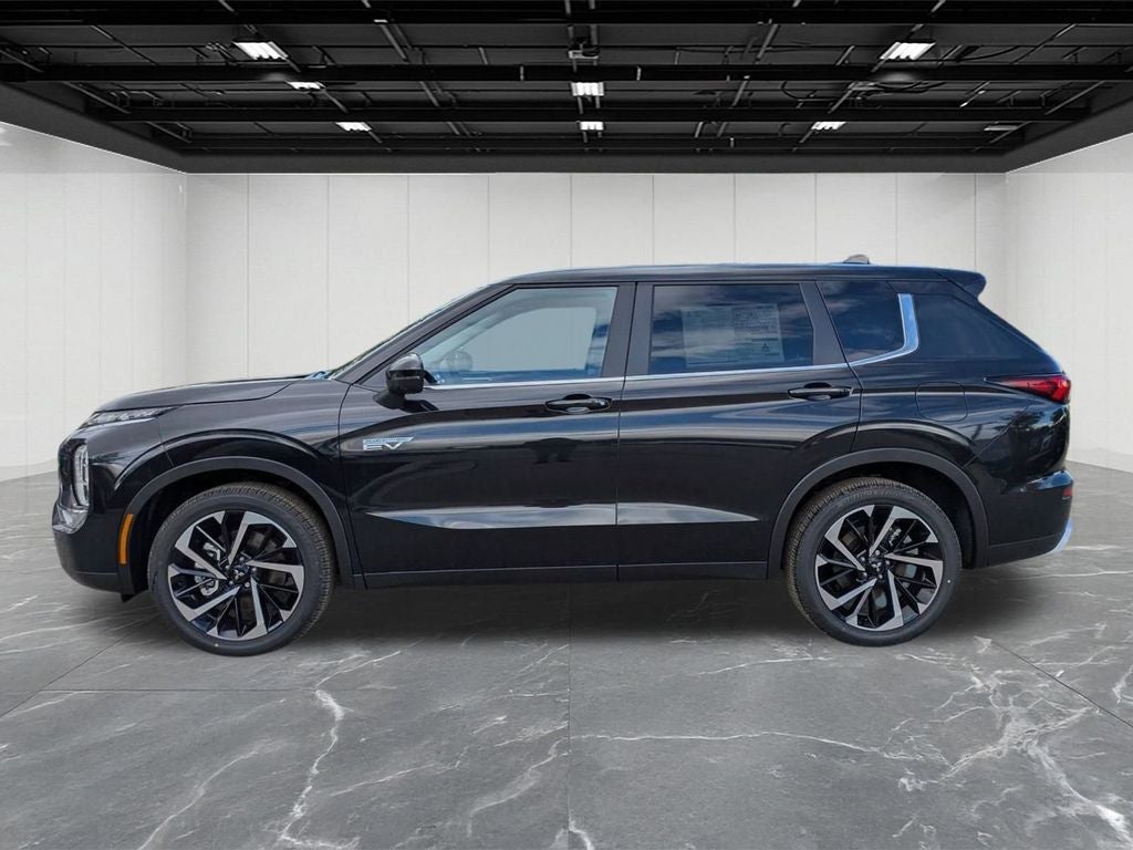 2025 Mitsubishi Outlander PHEV SE