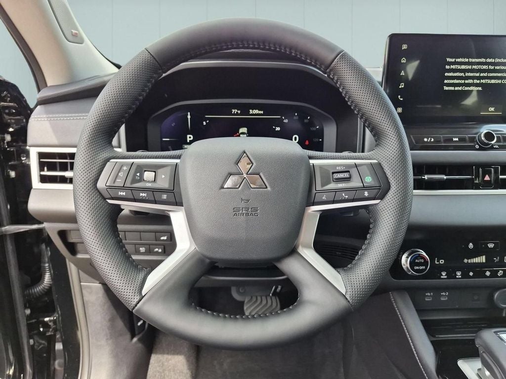 2026 Mitsubishi Outlander PHEV SE