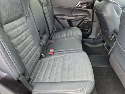 2026 Mitsubishi Outlander PHEV SE