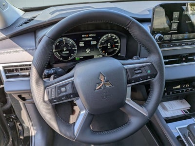 2025 Mitsubishi Outlander PHEV SE