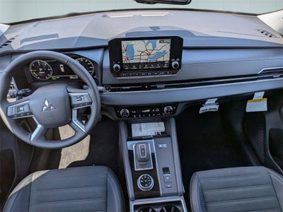 2025 Mitsubishi Outlander PHEV SE