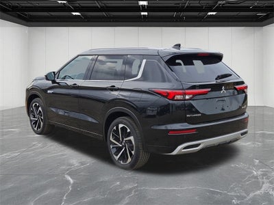 2025 Mitsubishi Outlander PHEV SEL