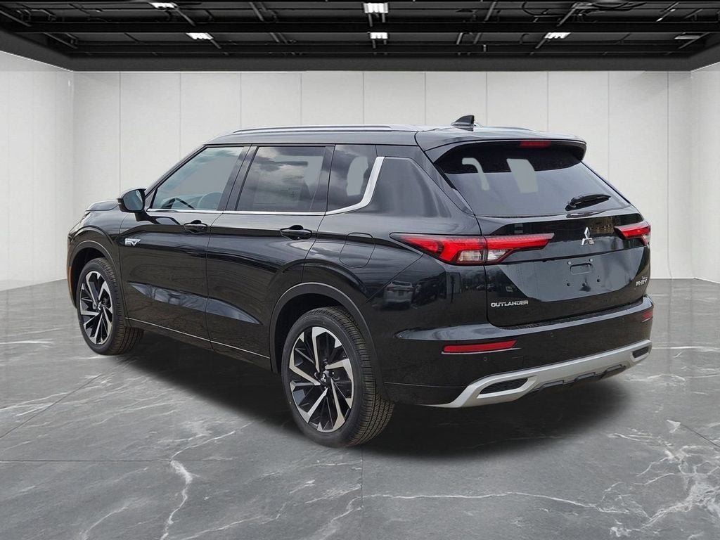 2025 Mitsubishi Outlander PHEV SEL
