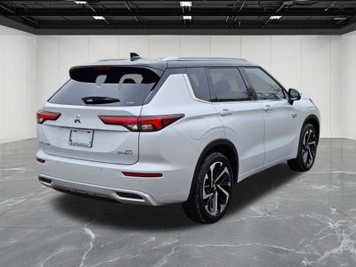 2025 Mitsubishi Outlander PHEV SEL